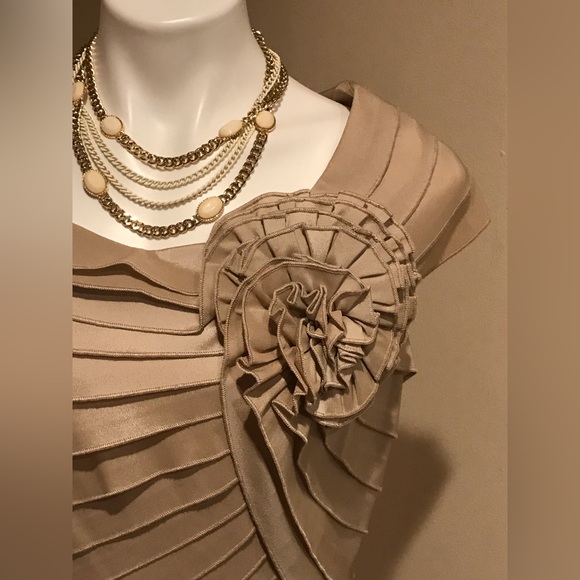 Cartise Tan Midi Vertical LaceTiered Layered Formal Dress Size 10 Zip In Back - Picture 2 of 13